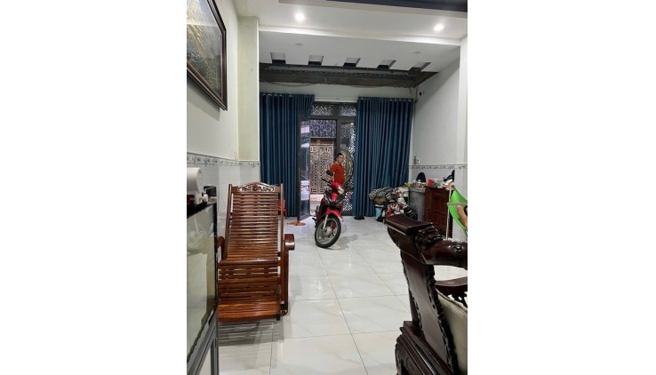 Bán Gấp Nhà Mặt Tiền Hiệp Thành Quận 12, Diện Tích 55,4 m2 Với Giá Chỉ 4.75 Tỷ